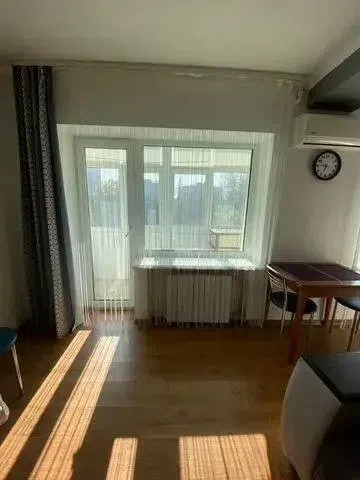 Продаётся 2-комнатная квартира, 4 м²