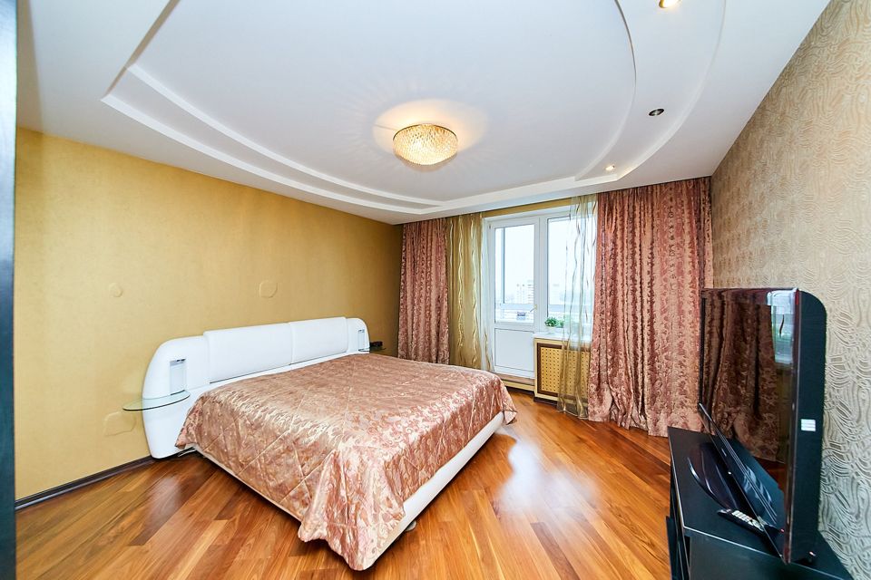 Продаётся 3-комнатная квартира, 115.7 м²