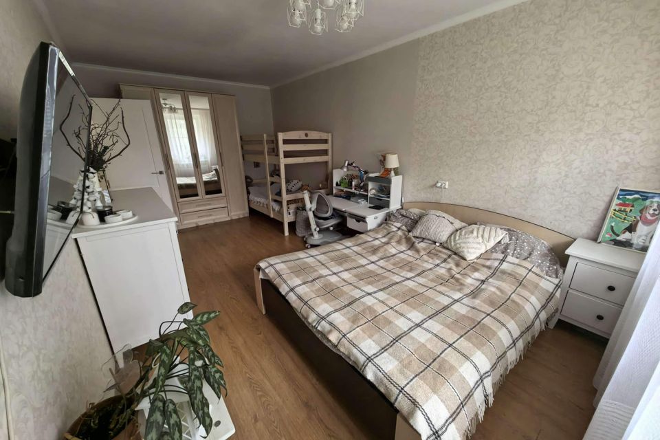 Продаётся 1-комнатная квартира, 38.2 м²