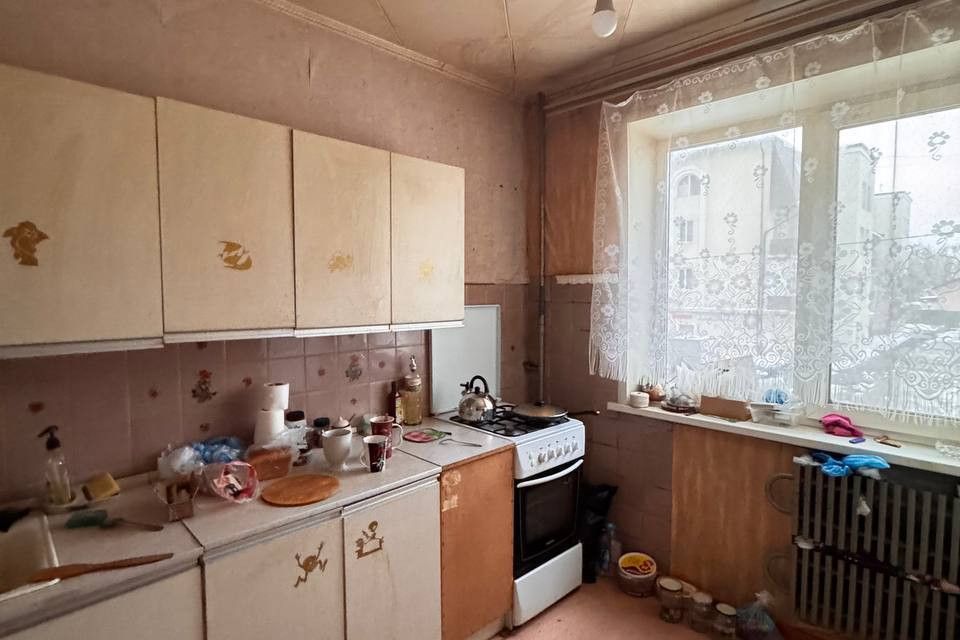 Продаётся 3-комнатная квартира, 63.4 м²