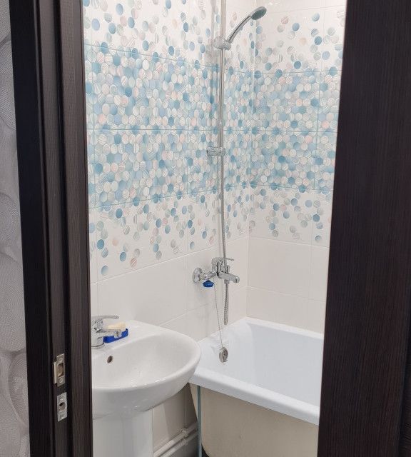 Продаётся 3-комнатная квартира, 65 м²