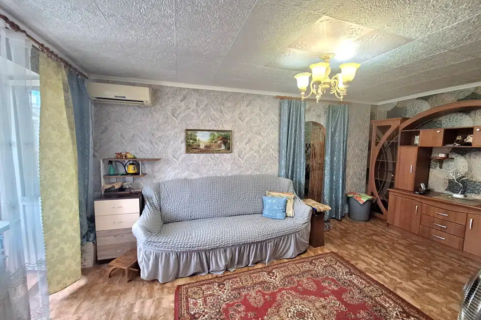 Продаётся 3-комнатная квартира, 56 м²