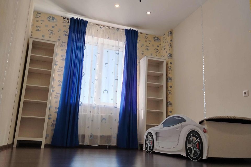 Сдаётся 3-комнатная квартира, 91.2 м²
