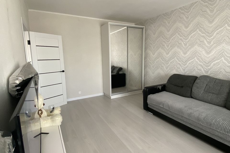 Продаётся 1-комнатная квартира, 37.4 м²