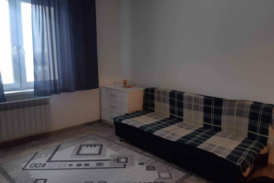 Продаётся 1-комнатная квартира, 35.6 м²