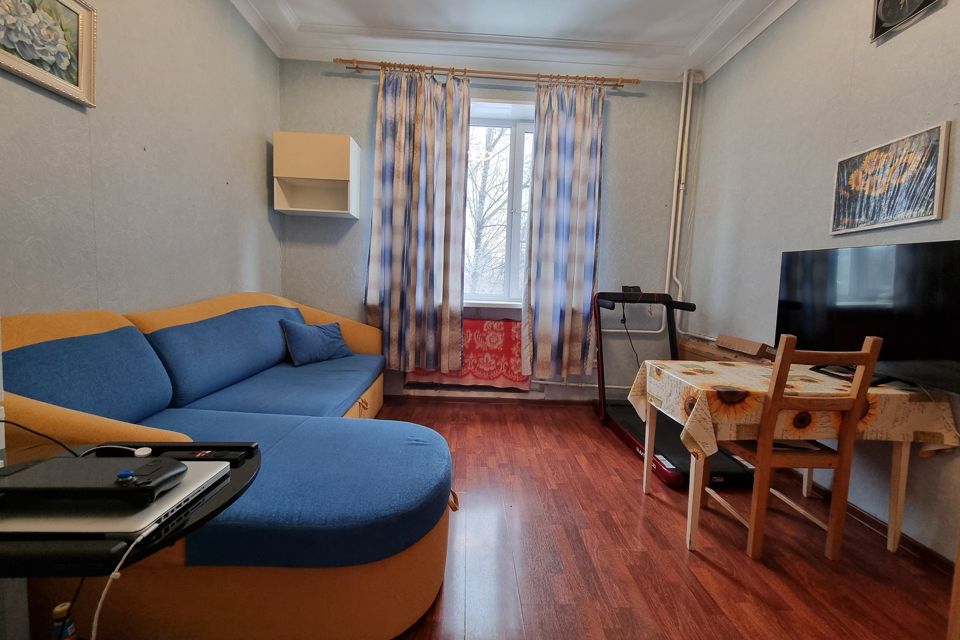 Продаётся комната в 4-комн. квартире, 13.2 м²