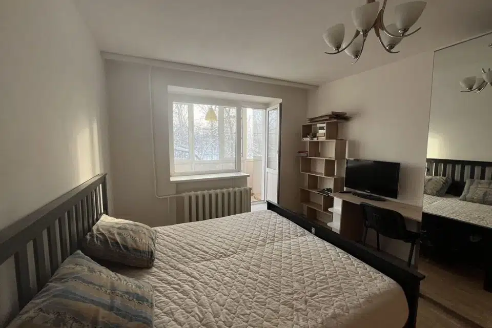 Продаётся 3-комнатная квартира, 58.6 м²
