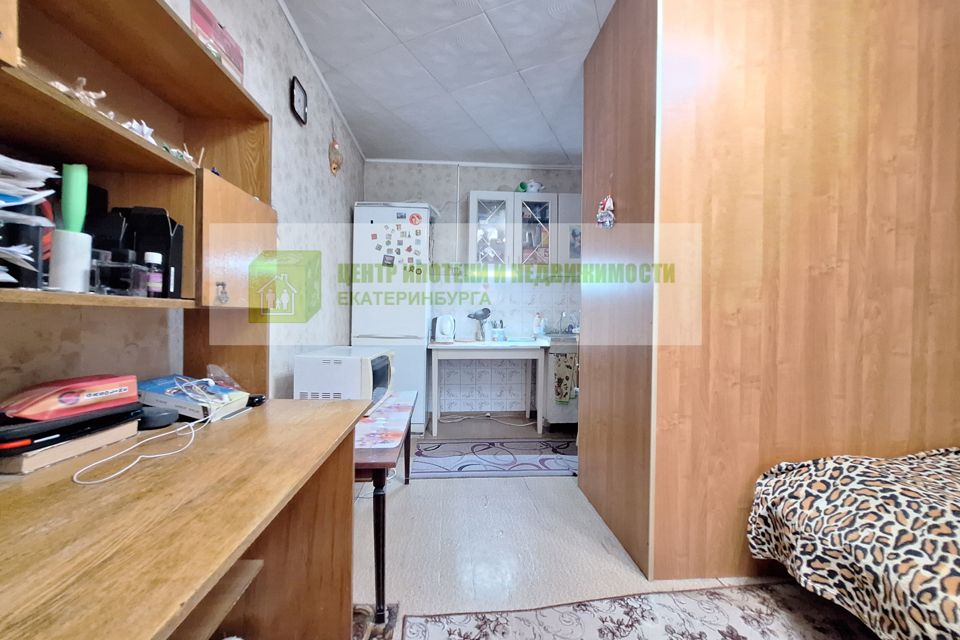 Продаётся комната в 5-комн. квартире, 17.3 м²