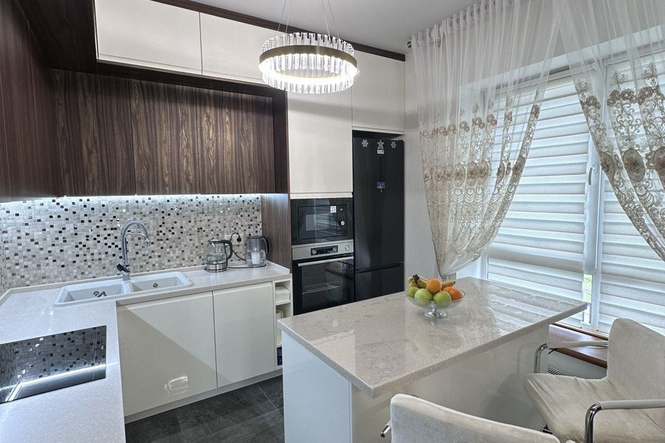 Продаётся 2-комнатная квартира, 70.1 м²