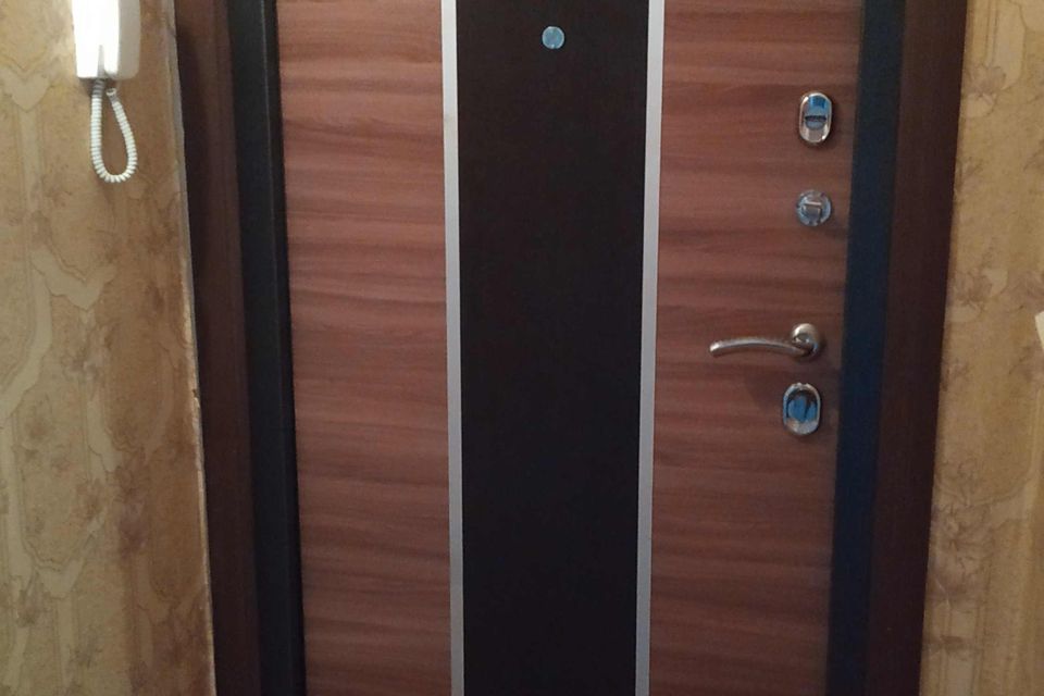 Продаётся 3-комнатная квартира, 57.7 м²