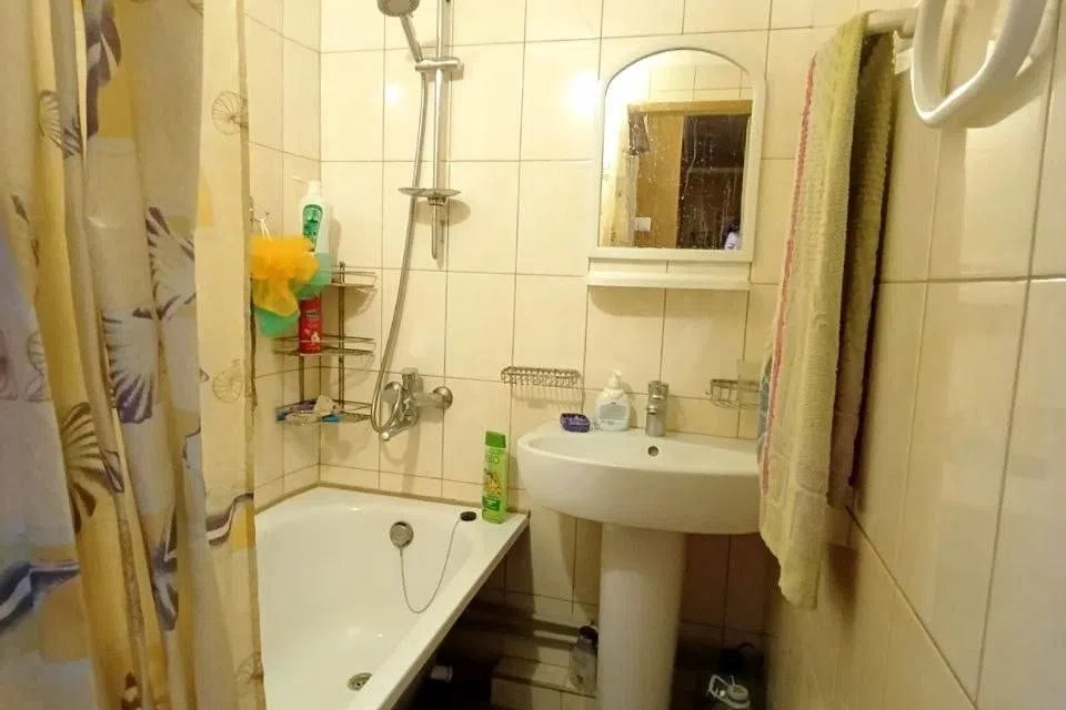 Продаётся 3-комнатная квартира, 62 м²