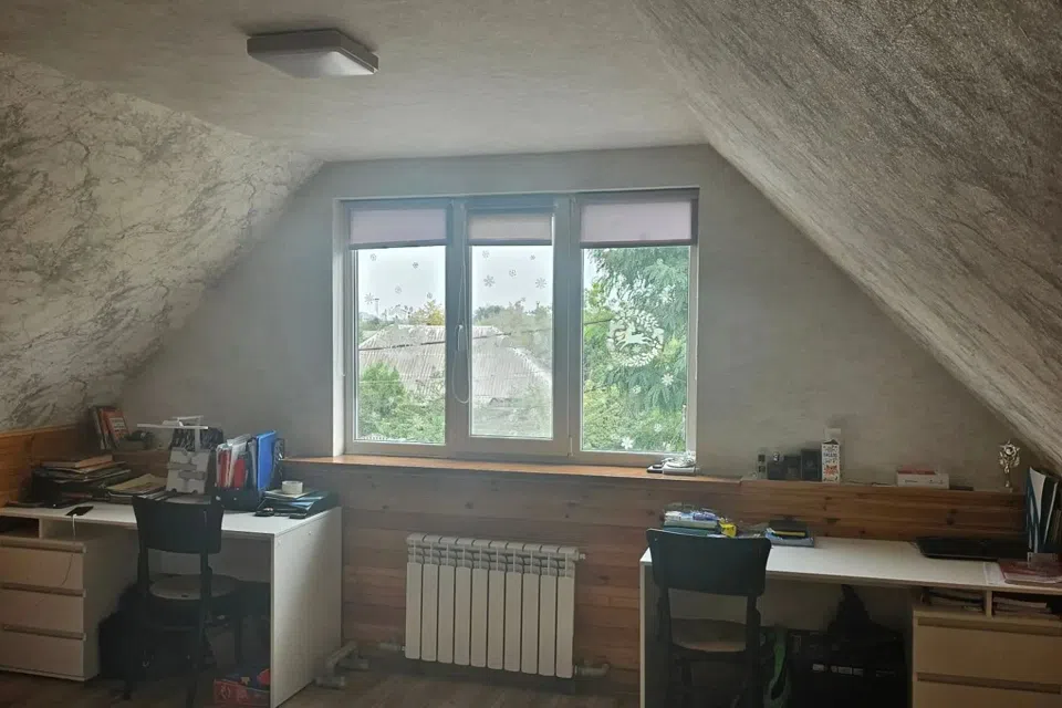 Продаётся 2-этажный дом, 185 м²