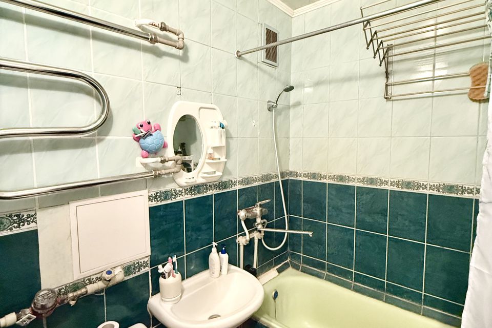 Продаётся 1-комнатная квартира, 32 м²