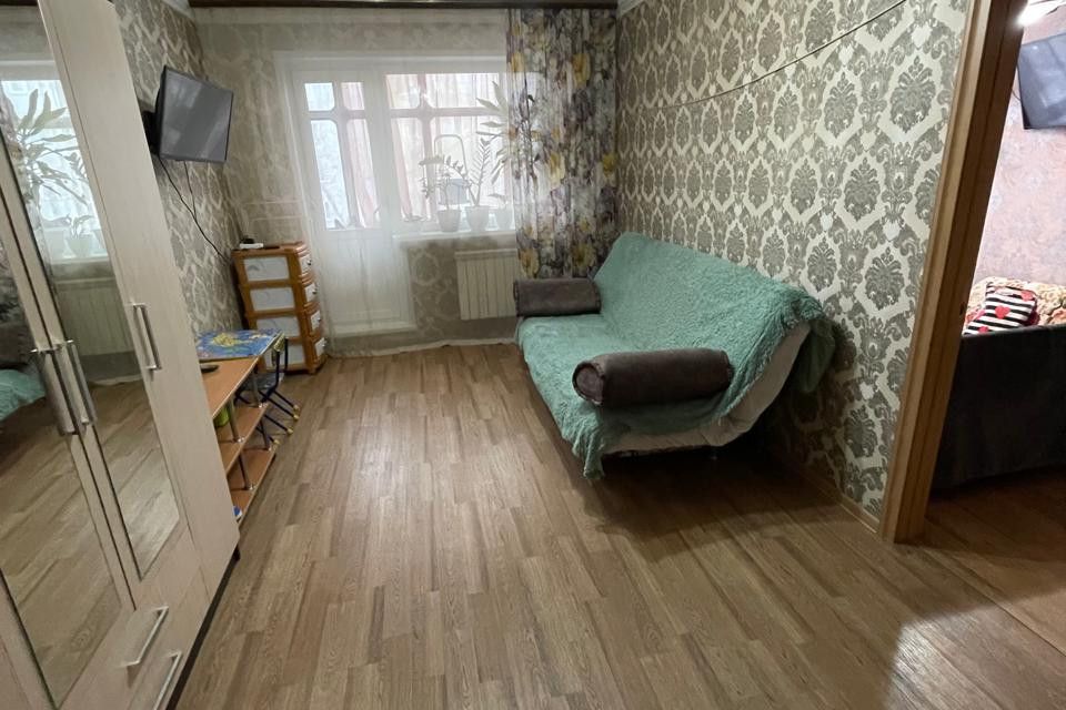 Продаётся 3-комнатная квартира, 58.1 м²