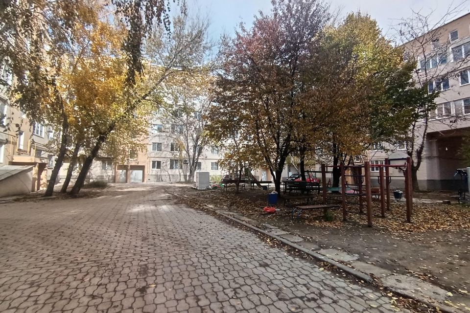 Продаётся 4-комнатная квартира, 95.1 м²