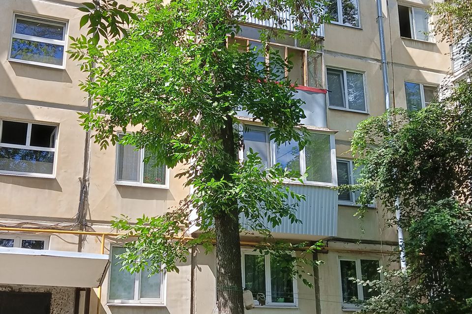 Продаётся 3-комнатная квартира, 56.3 м²