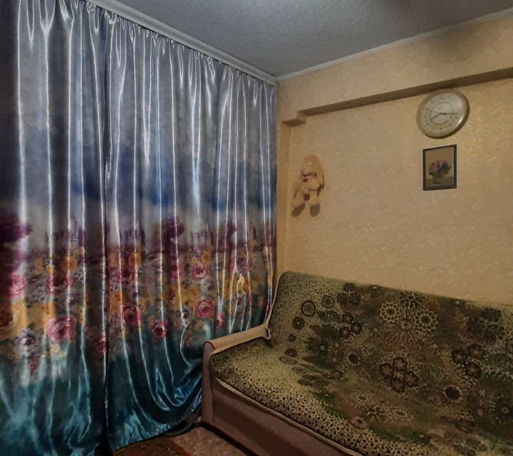 Продаётся 4-комнатная квартира, 66.3 м²