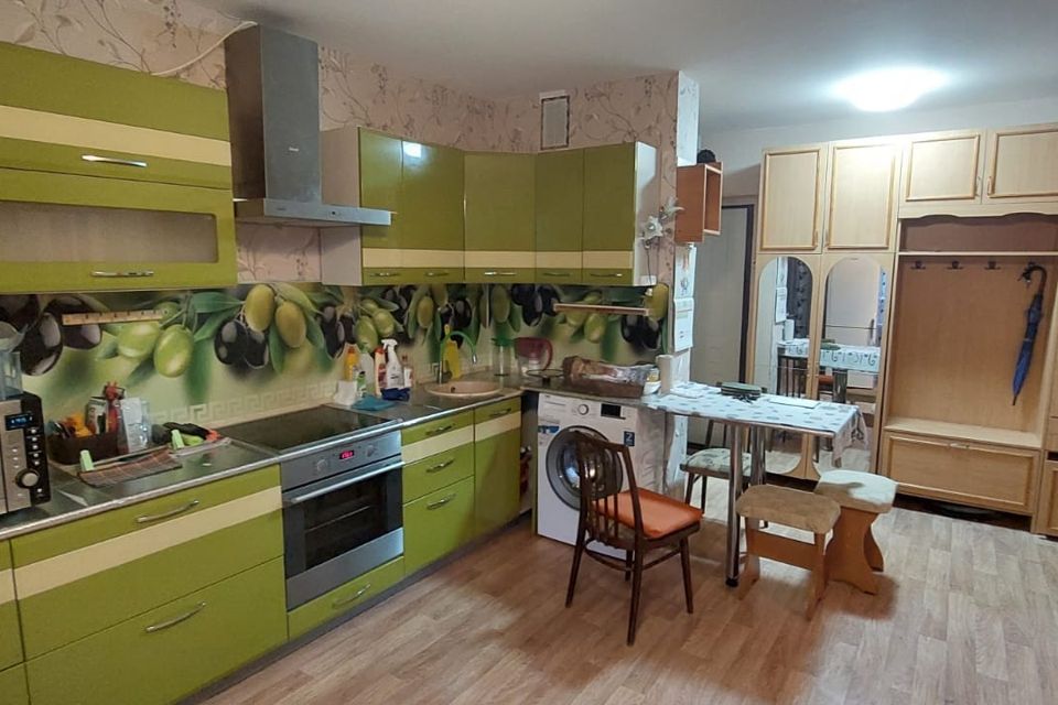 Продаётся 2-комнатная квартира, 40.7 м²