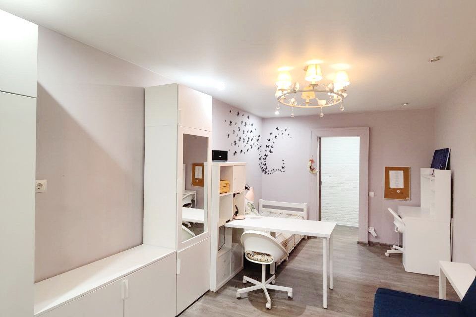 Продаётся 3-комнатная квартира, 65 м²