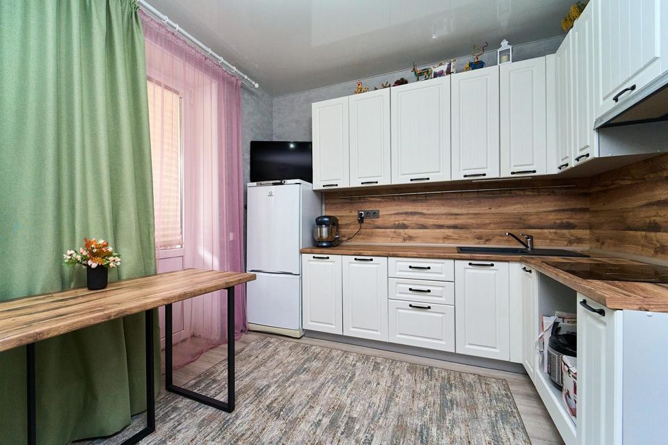 Продаётся 1-комнатная квартира, 40.7 м²
