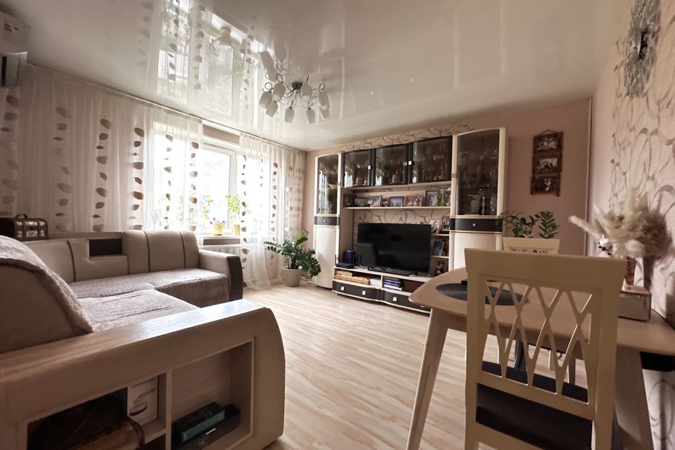 Продаётся 3-комнатная квартира, 63 м²
