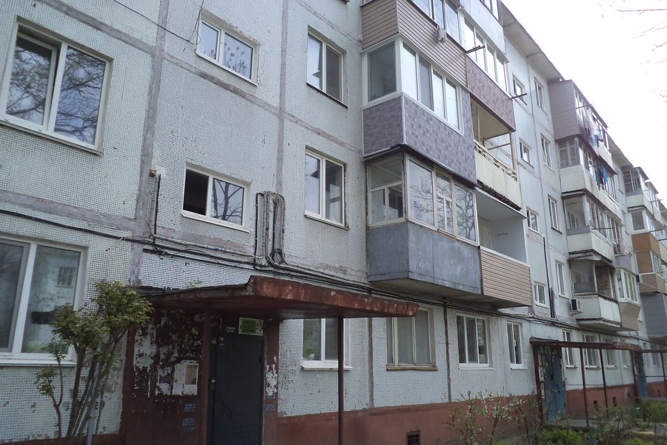 Продаётся 3-комнатная квартира, 60.7 м²