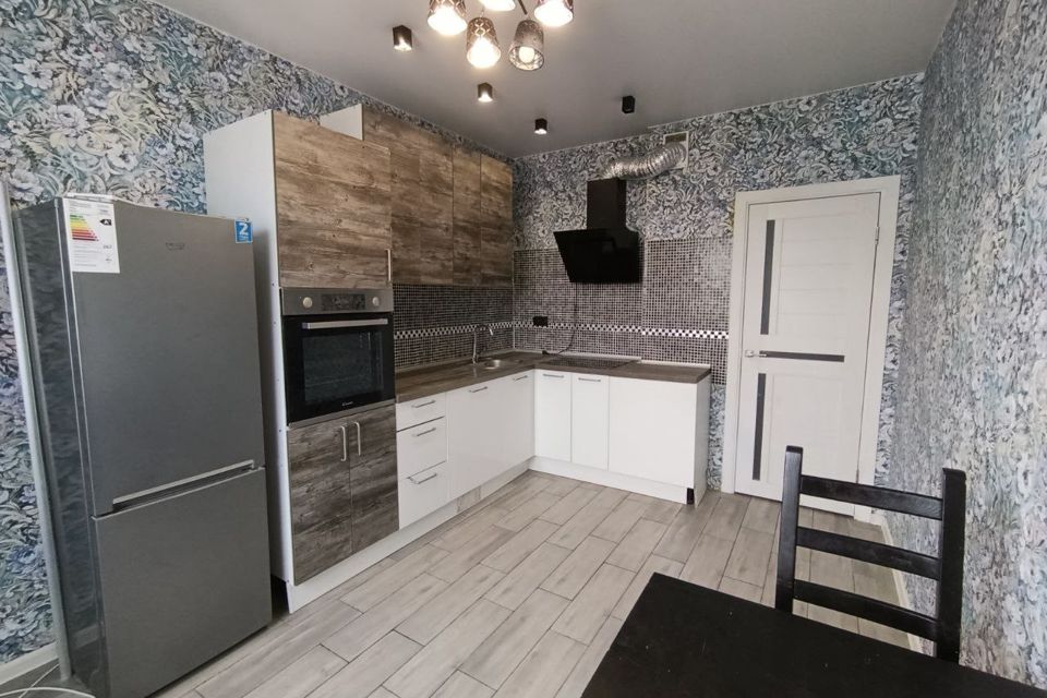 Продаётся 1-комнатная квартира, 39.2 м²