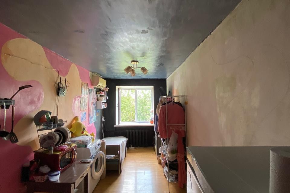 Продаётся комната в 1-комн. квартире, 12.1 м²