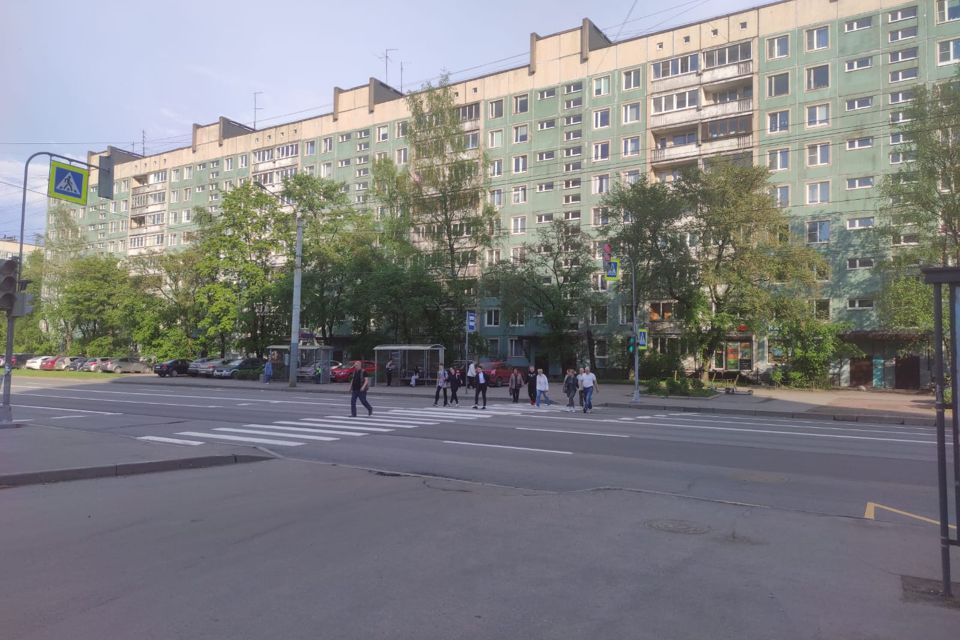 Продаётся 3-комнатная квартира, 56.9 м²