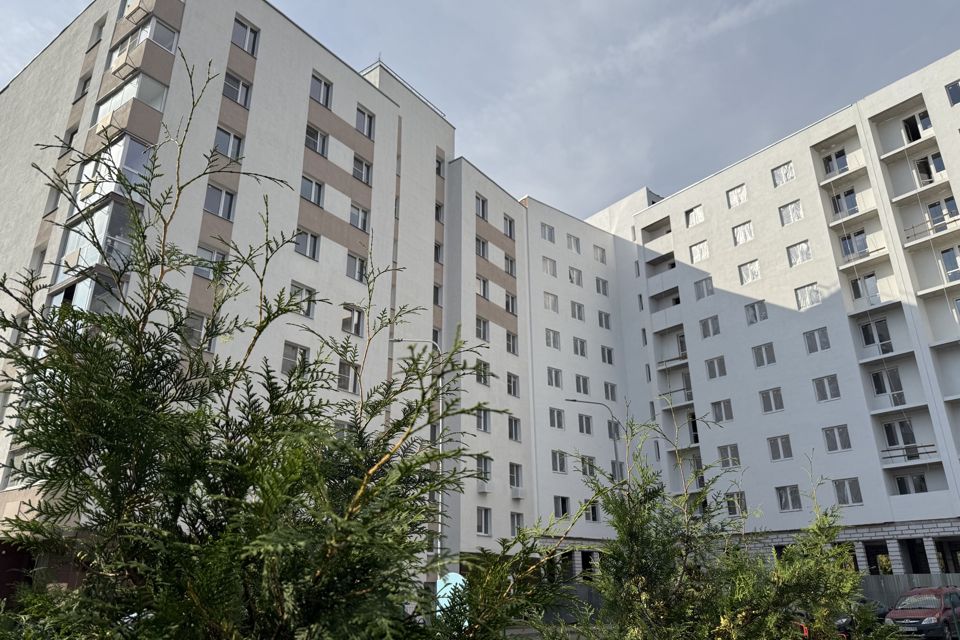 Продаётся 1-комнатная квартира, 42.2 м²