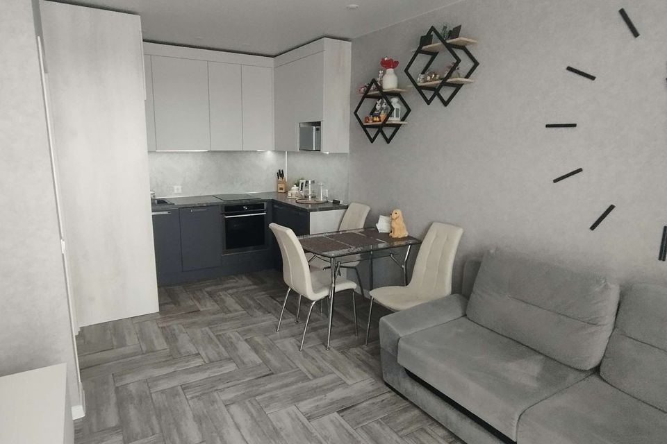 Продаётся 3-комнатная квартира, 51.7 м²
