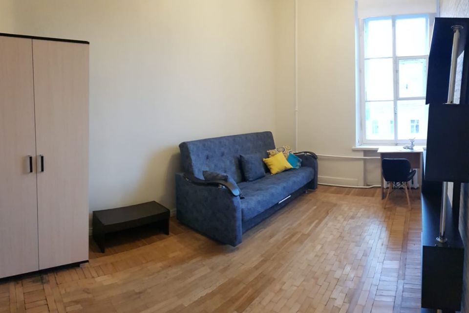 Продаётся комната в 5-комн. квартире, 14.3 м²