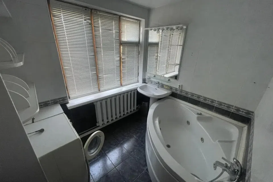 Сдаётся 3-комнатная квартира, 110 м²
