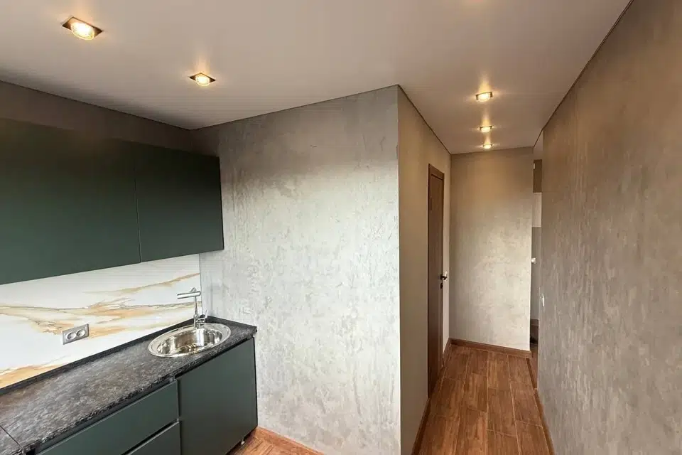Продаётся 3-комнатная квартира, 50.3 м²