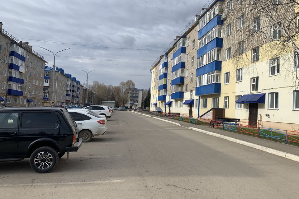 Продаётся 3-комнатная квартира, 59.8 м²