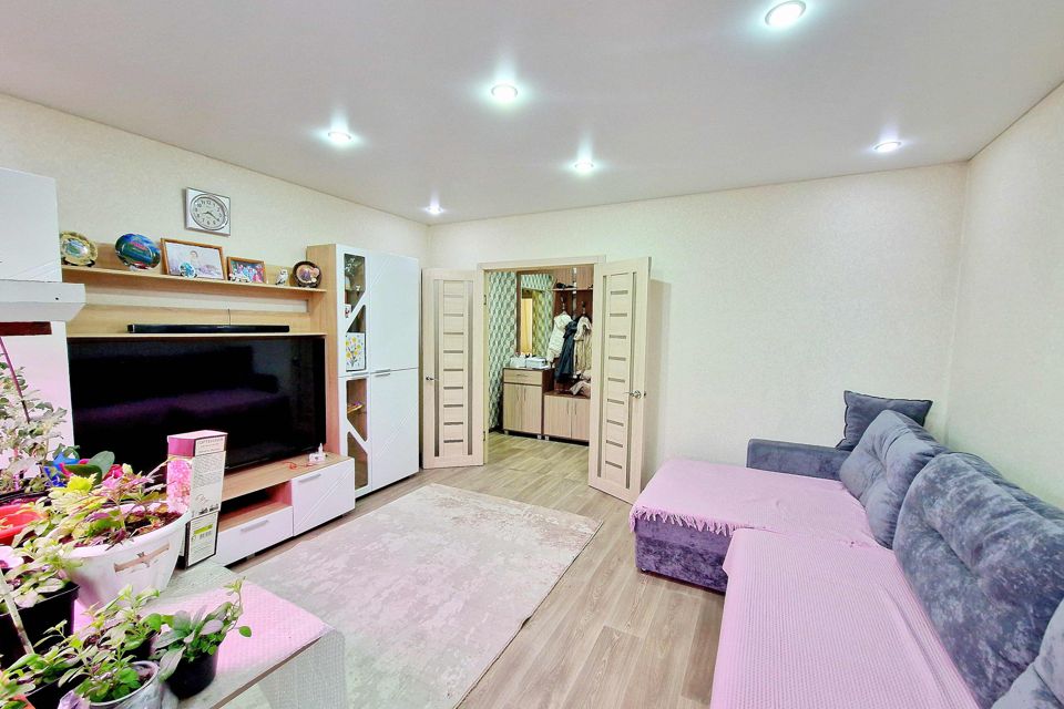 Продаётся 3-комнатная квартира, 70 м²