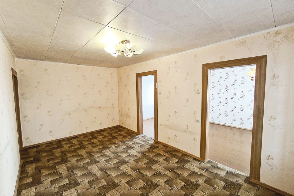 Продаётся 4-комнатная квартира, 60.1 м²