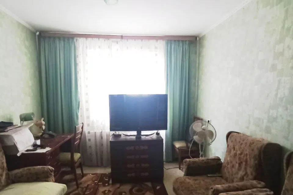 Продаётся 3-комнатная квартира, 63.4 м²