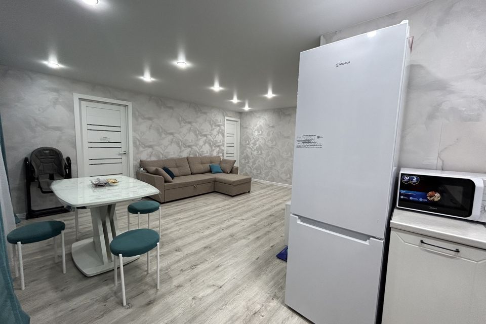 Продаётся 2-комнатная квартира, 43.2 м²