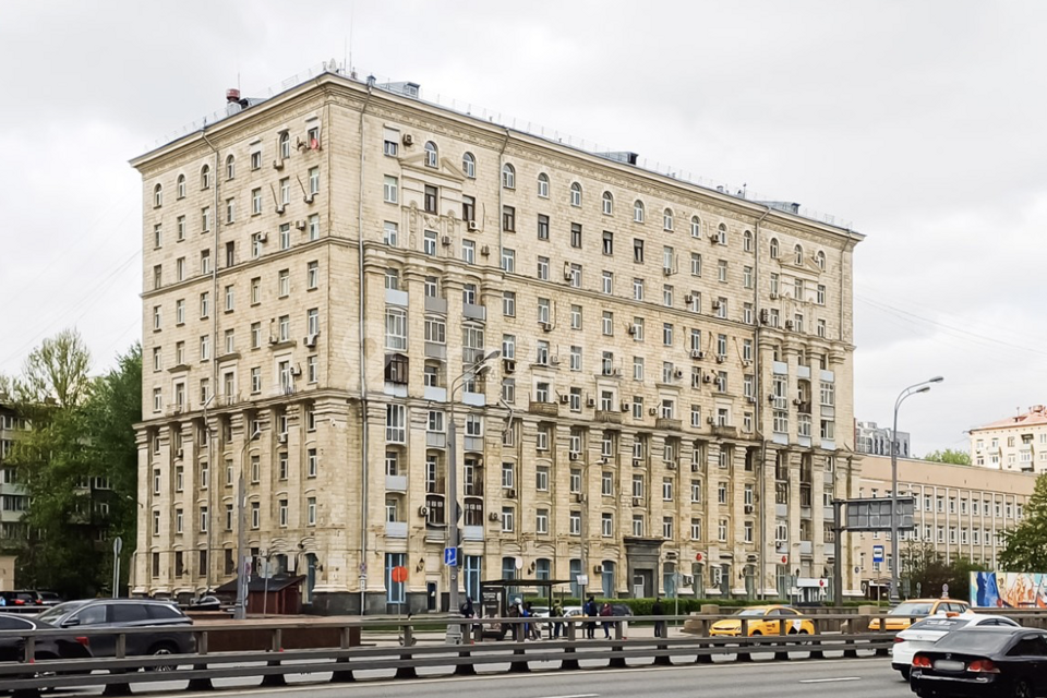 Продаётся 2-комнатная квартира, 65.9 м²