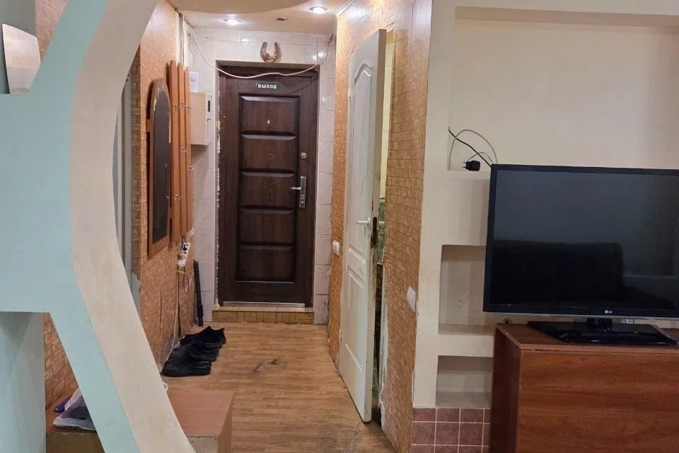 Продаётся 3-комнатная квартира, 52.9 м²
