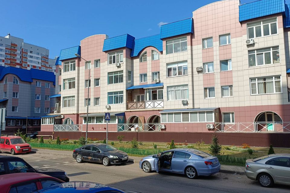 Продаётся 2-комнатная квартира, 85.3 м²