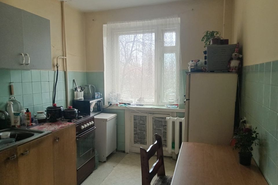 Продаётся 4-комнатная квартира, 73.8 м²