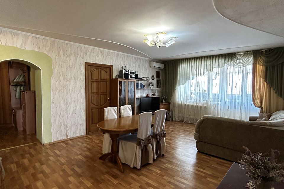 Продаётся 4-комнатная квартира, 94.86 м²