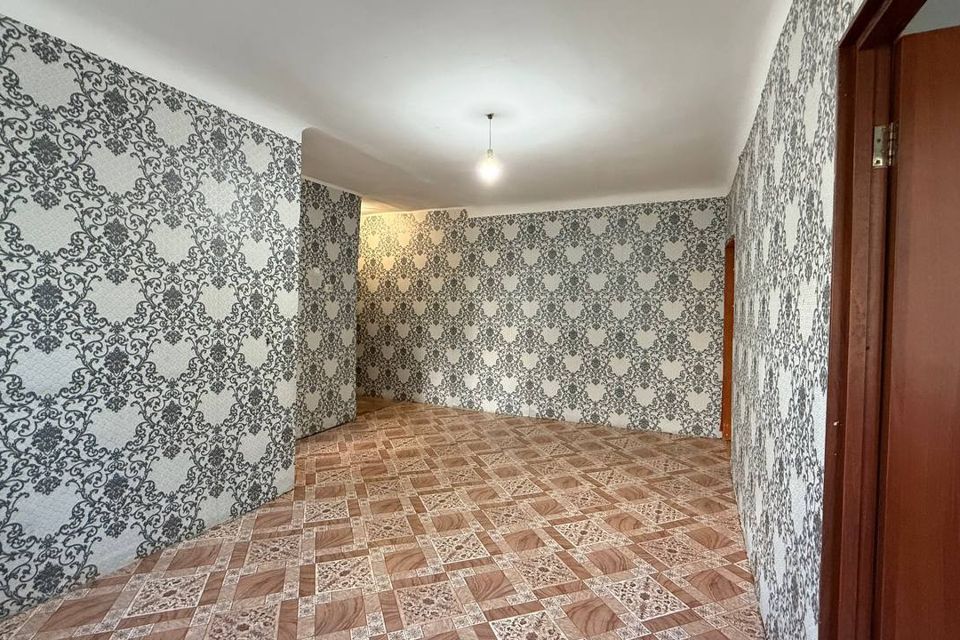 Продаётся 3-комнатная квартира, 52.9 м²