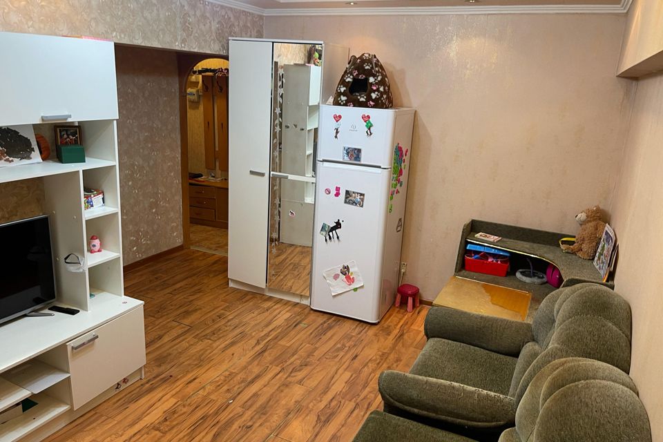 Продаётся 2-комнатная квартира, 42.8 м²