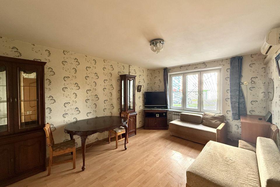 Продаётся 1-комнатная квартира, 35.2 м²