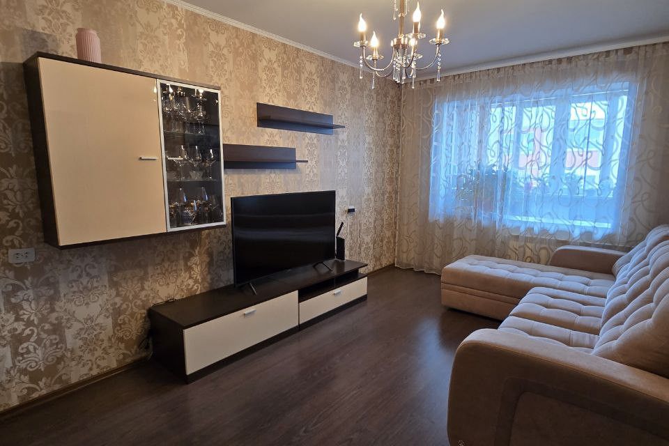 Продаётся 4-комнатная квартира, 104 м²