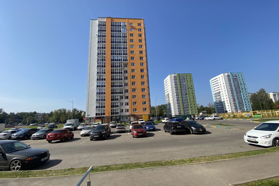 Продаётся 3-комнатная квартира, 80.75 м²