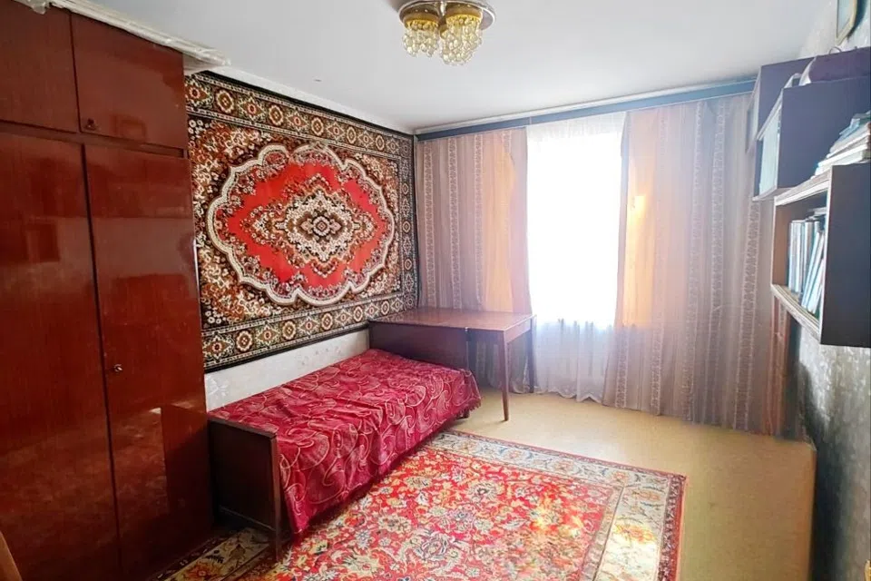 Продаётся 3-комнатная квартира, 57 м²